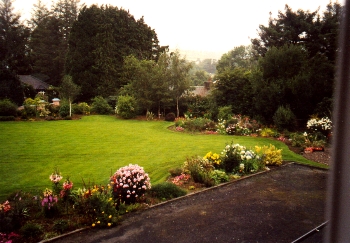 Carramore Lodge B&B, 
Roolagh, 
Ballina / Killaloe, 
Co. Clare,
Ireland