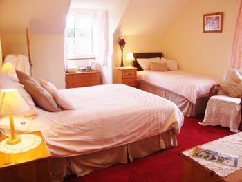 Hawthorn Lodge B&B, 
Mountshannon,  
Co. Clare,
Ireland