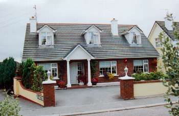 Sea Breeze B&B, 
Featherbed Lane, 
Kinsale, 
Co. Cork,
Irlanda