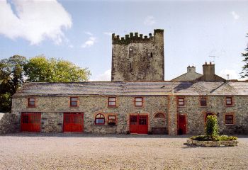 Killaghy Castle, 
Self Catering Accommodation,
Mullinahone, 
Thurles, 
Co. Tipperary,
Ireland