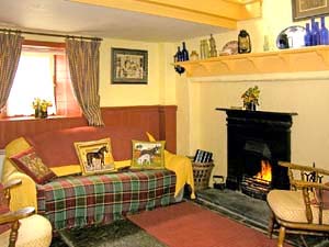 O'Neill's Self Catering Accommodation, 
Coolacussane, 
Dundrum, 
Co. Tipperary,
Ireland
